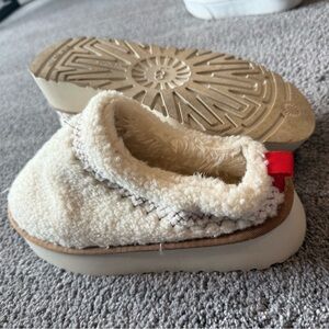 Cozy Cream Kids Shoes with Red Accent
